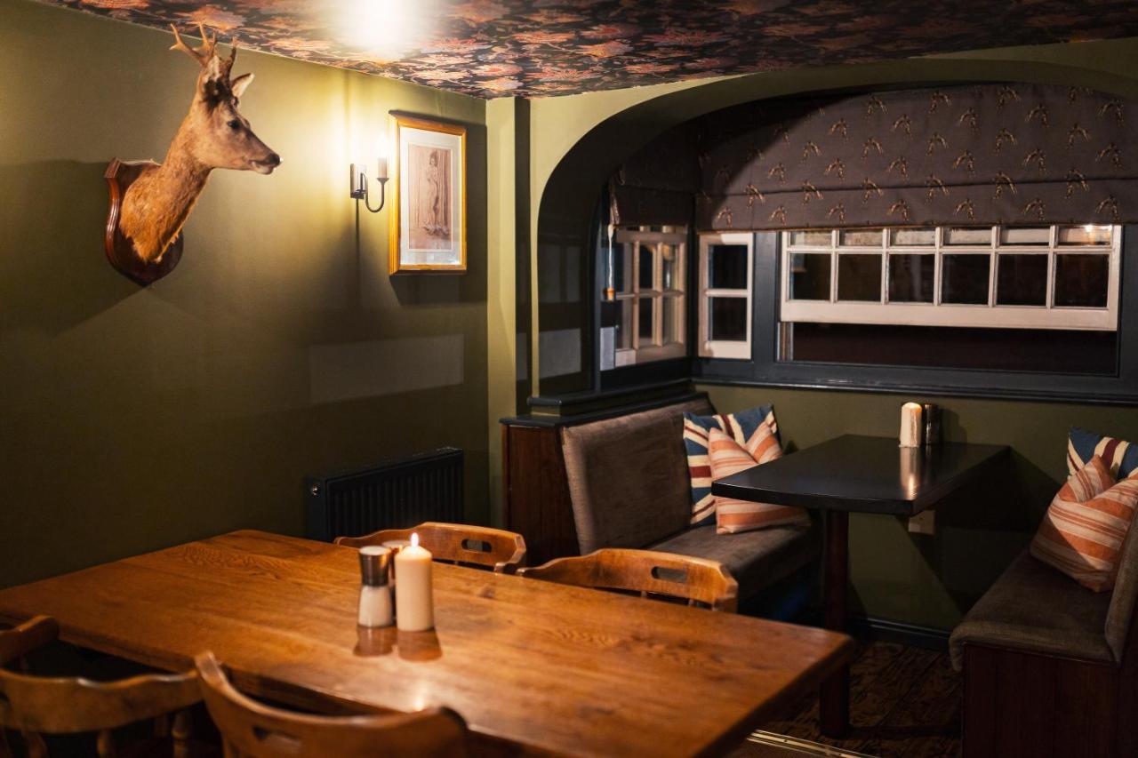 Hotel George & Dragon à Andover Extérieur photo